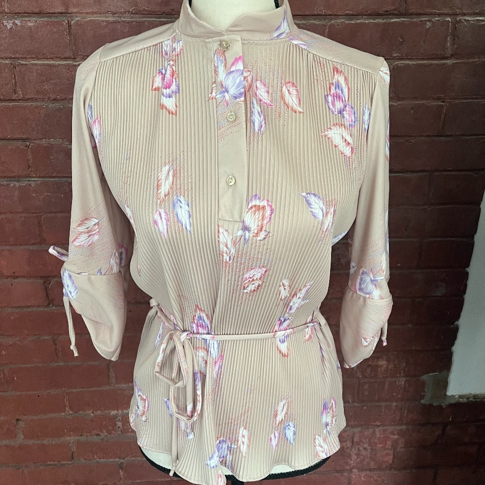 70's Floral Secretary Style Blouse